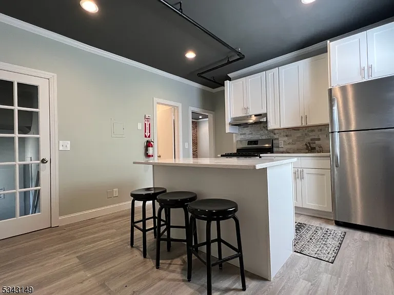 60 Veterans Memorial Dr E #105 — Photo 5