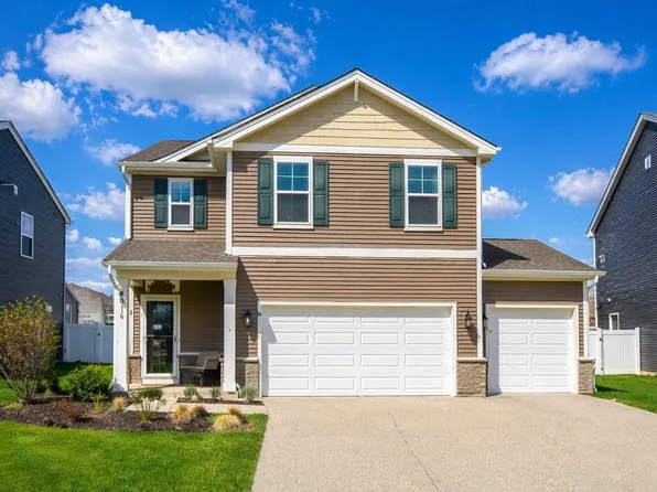 6816 Cobble Springs Ln, Wonder Lake, IL 60097