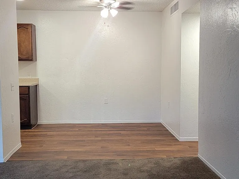 Pantano Villas Apartments — Photo 51