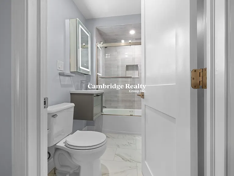 17 Tesla Ave #1T — Photo 11