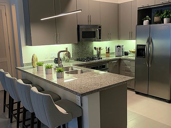 4th image of 1050 Island Ave Unit 425