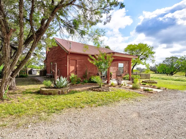 101 Hide Away Dr #8, Strawn, TX 76475
