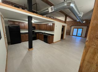 60 Dexter St, Pawtucket, RI 02860