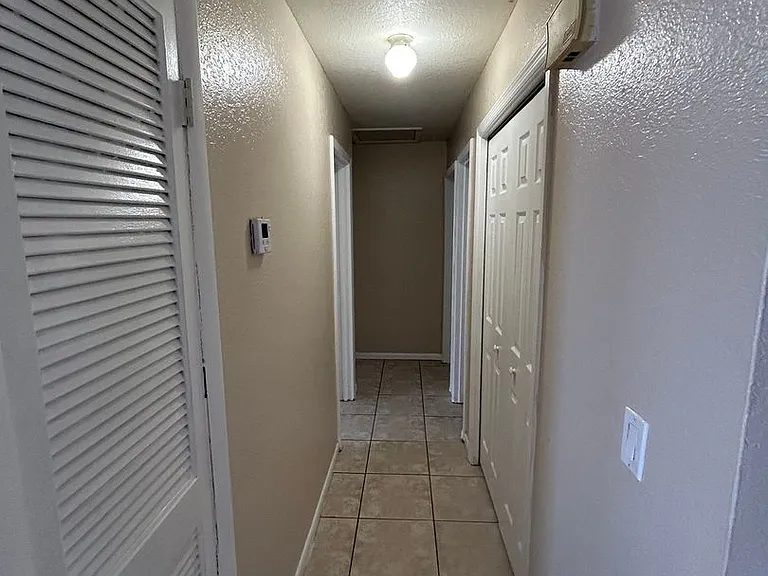 608 Cortez St — Photo 10