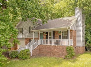 6418 Tivoli Ct, Charlotte, NC 28211