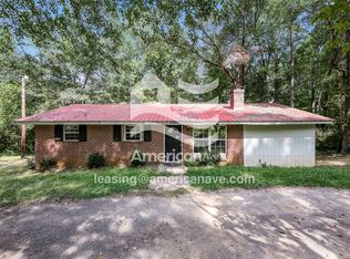 2305 Standing Springs Rd, Greenville, SC 29605