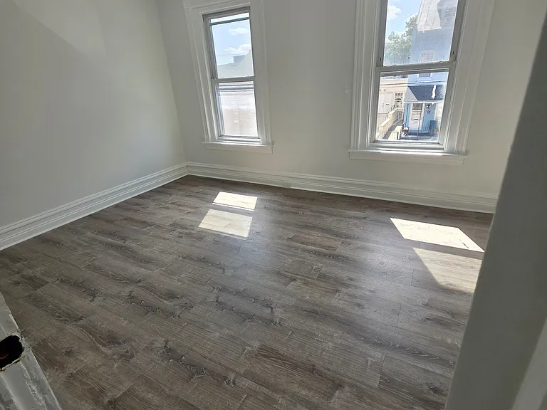 1235 N 10th St — Photo 13