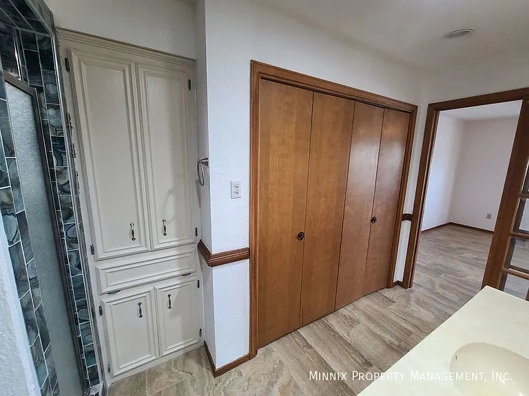 4005 Saint Andrews Dr — Photo 43