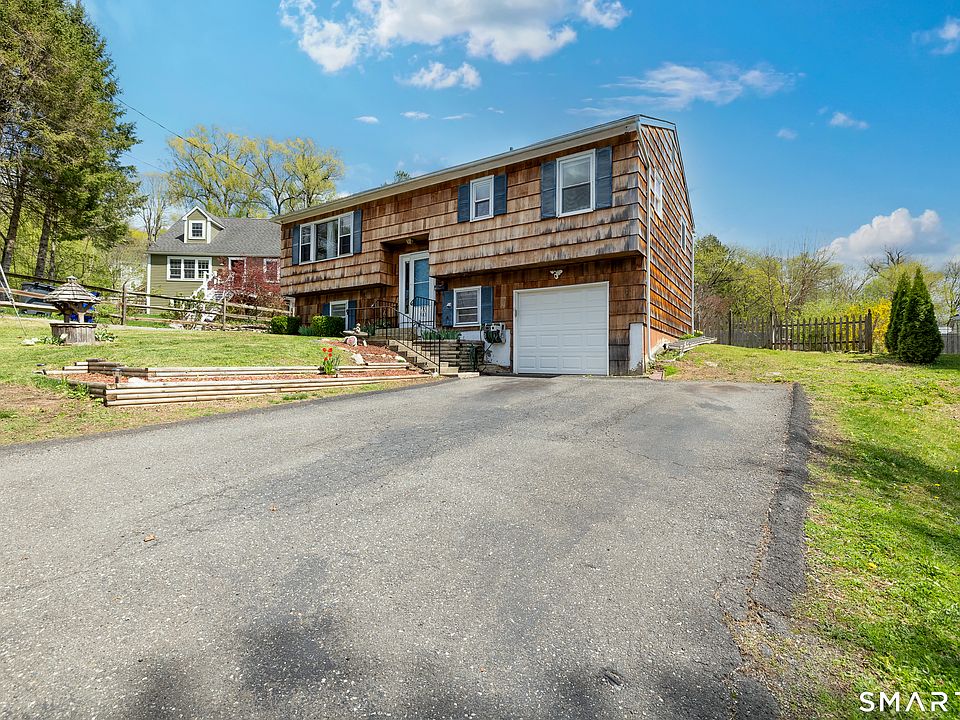 17 Pleasant Street, New Milford, CT 06776 | MLS #24166862 | Zillow