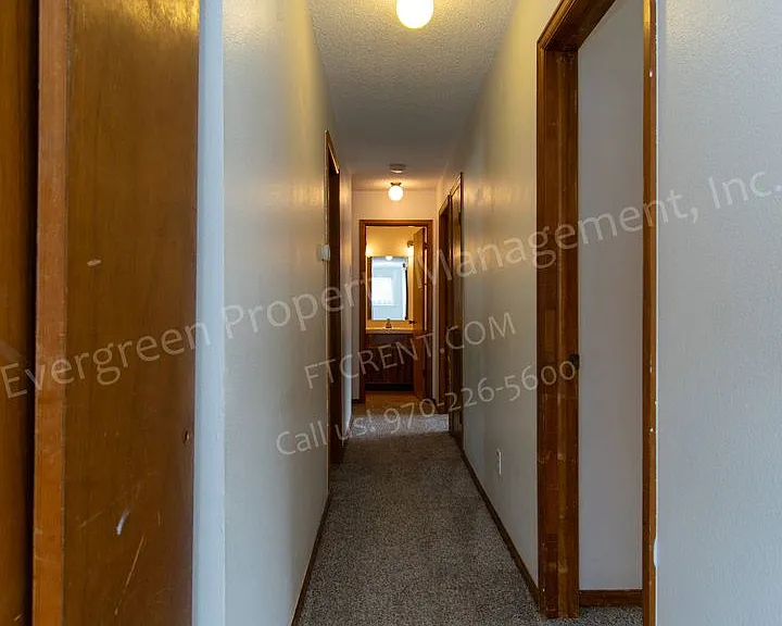 704 Ponderosa Dr — Photo 10