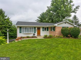 3131 Parker Dr, Lancaster, PA 17601