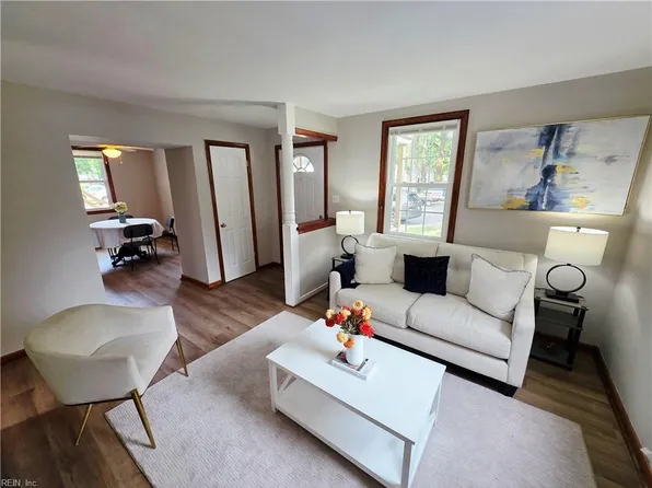 40 Culpepper Ave, Newport News, VA 23606