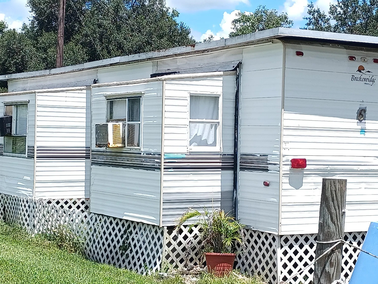 1 bed, 320 sqft, $900 — Photo 2