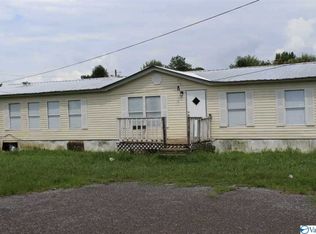 15 Bozarth St, Horton, AL 35980