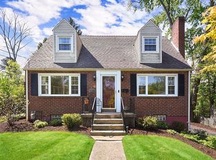 3237 Apache Rd, Pittsburgh, PA 15241
