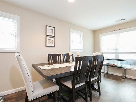 4th image of 540 White Cliffs Drive #540