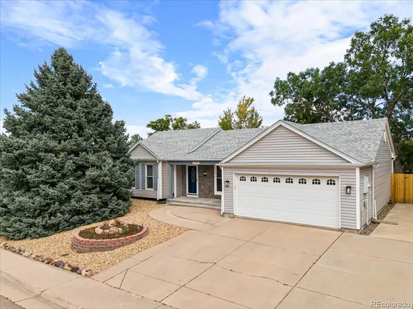 21698 E Powers Circle, Aurora, CO 80015