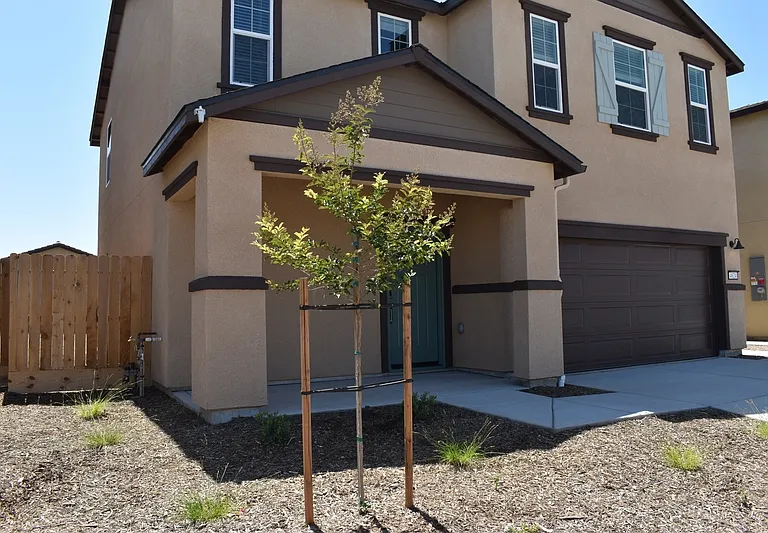 4624 Athena Dr — Photo 3