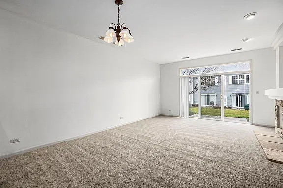 2 bed, 2.5 bath, 1412 sqft, $2,600 — Photo 3