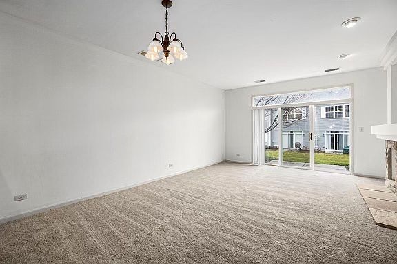 3rd image of 2552 Golf Ridge Cir #2552
