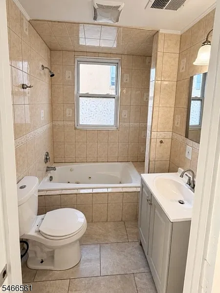 4 bed, 1.0 bath, $2,600 — Photo 3
