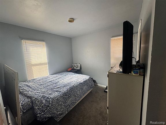 4th image of 3001 Kellar Ave