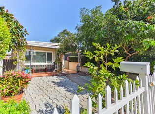 2917 W Chandler Blvd, Burbank, CA 91505
