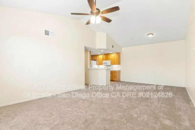 3 bed, 2.0 bath, 1315 sqft, $2,995 — Photo 2