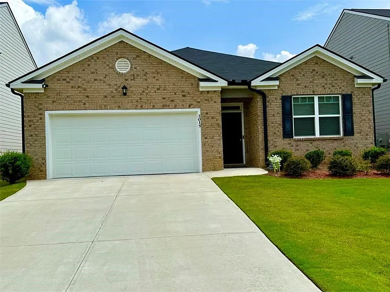 2015 Waycross Ln — Photo 1