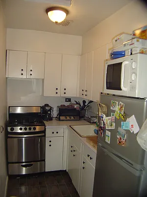 Rented by M.Woods & Associates | media 17