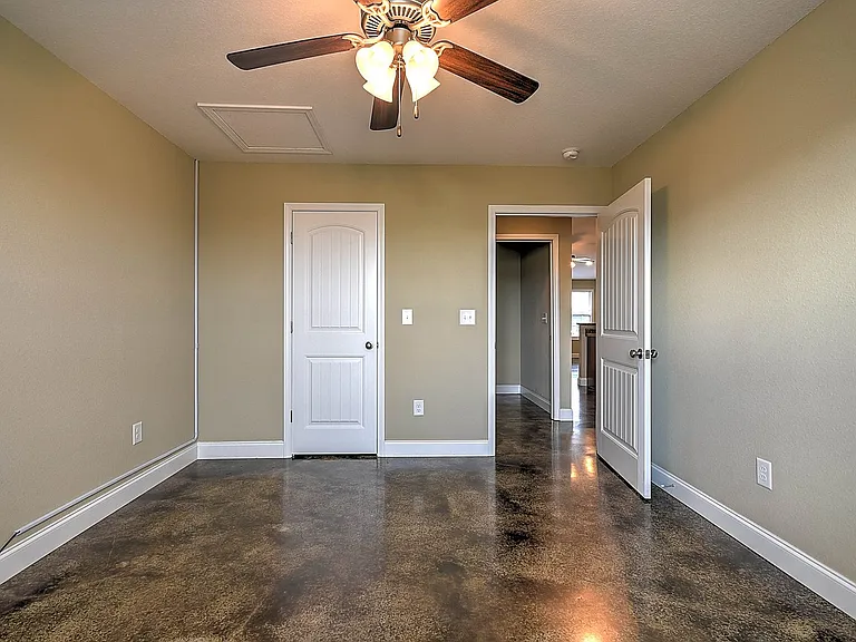 53 Sutter Pl — Photo 14