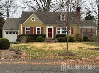 2154 Shackamaxon Dr, Scotch Plains, NJ 07076