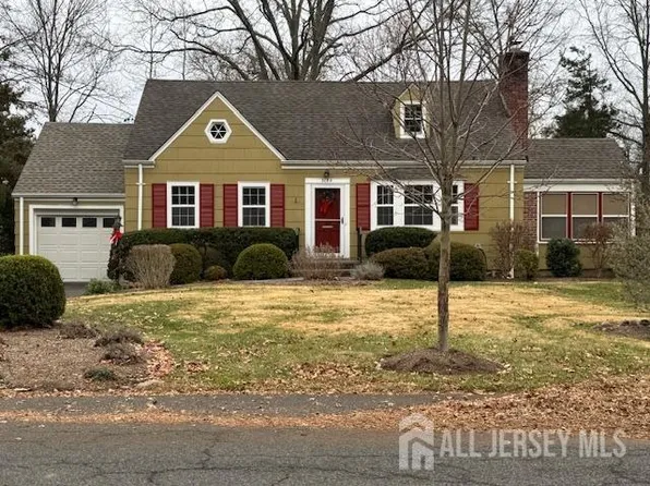 2154 Shackamaxon Dr, Scotch Plains, NJ 07076