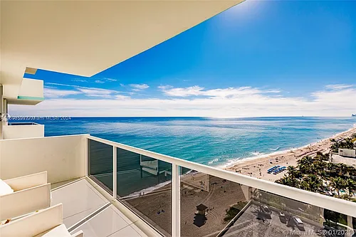 3725 S Ocean Dr #1504 Photo 1