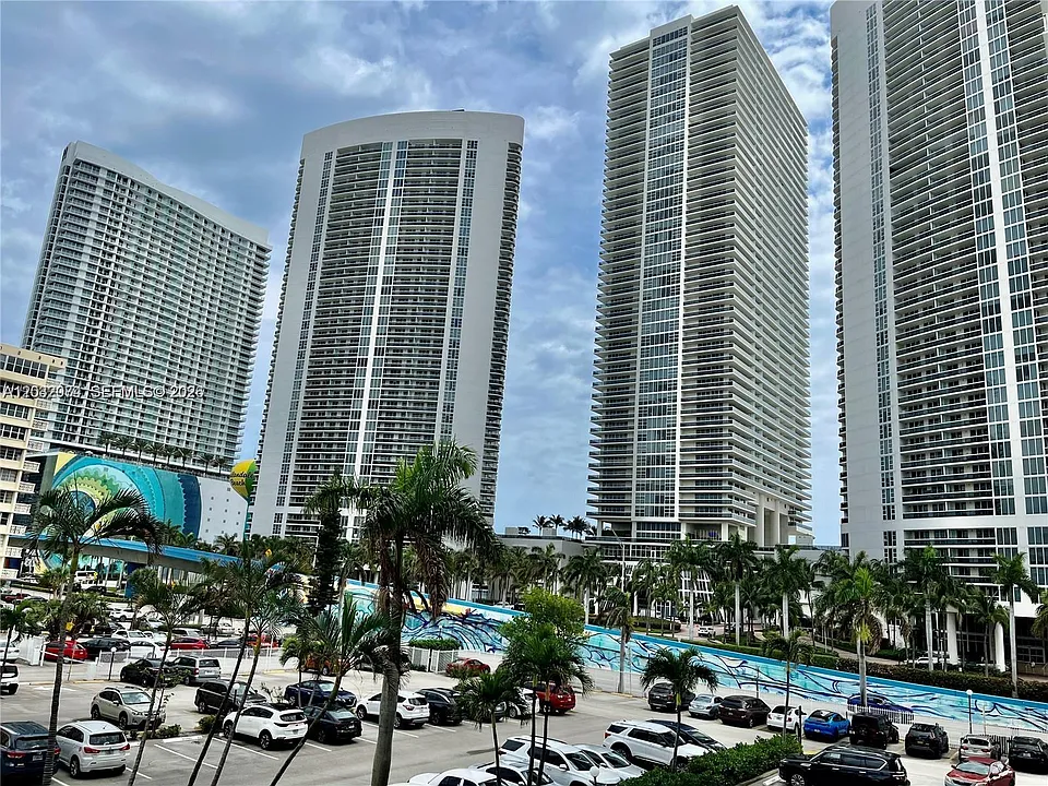 1849 S Ocean Dr #0