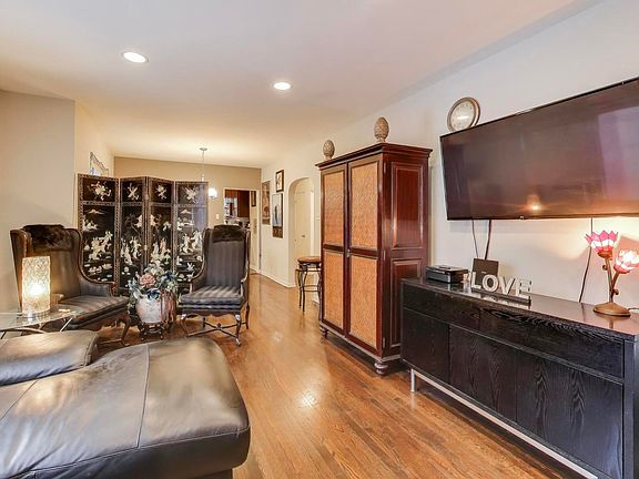 3rd image of 2641 W Fitch Ave #2