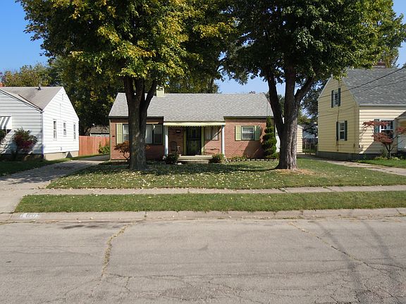 2nd image of 1605 Carolina St