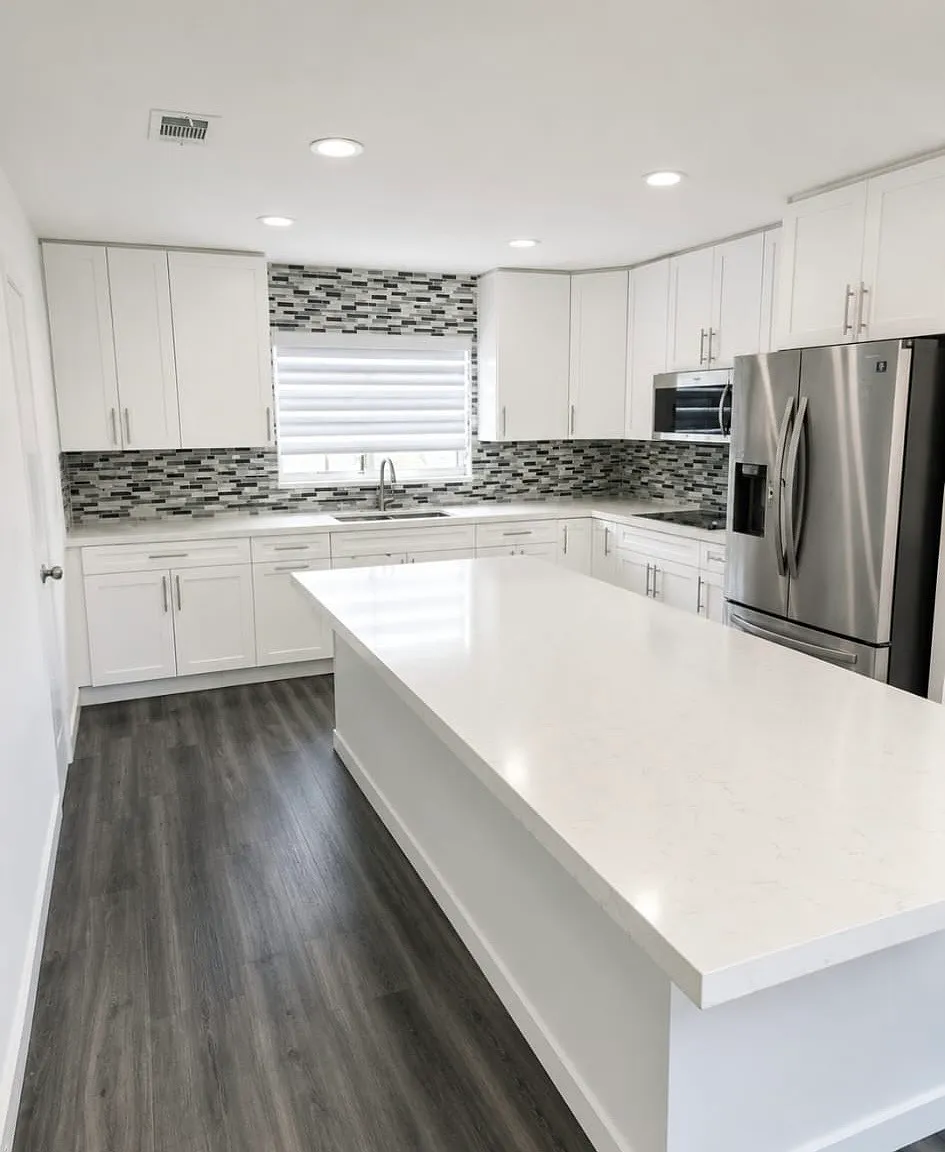 3 bed, 2500 sqft, $4,150 — Photo 3