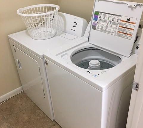 5th image of 2554 Monica Ct