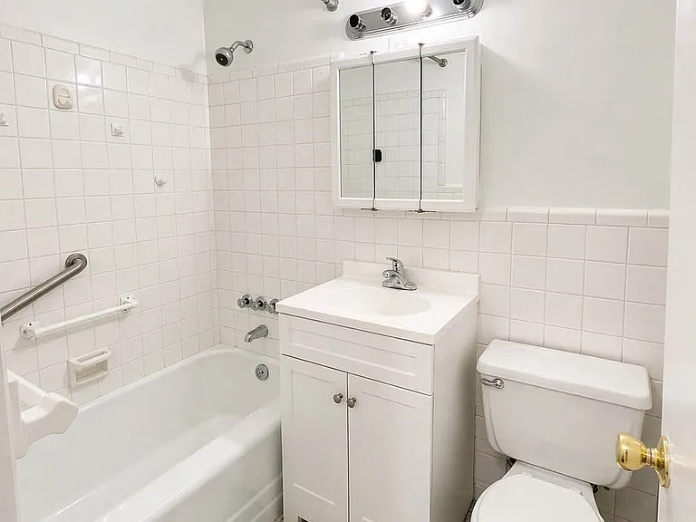 1401 Ocean Ave #1K — Photo 9