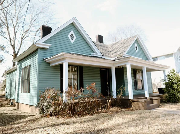 353 Ann St NW, Concord, NC 28025