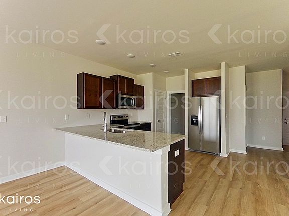 3rd image of 6411 Upchurch Dr