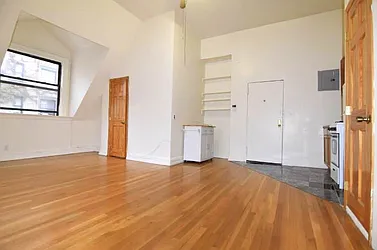 Rented by Manhattan Spaces