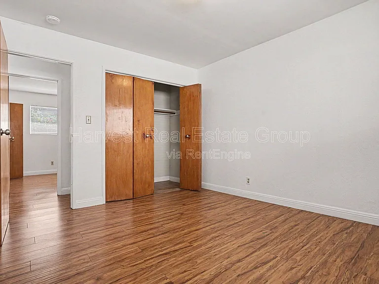 3043 Blossom St #1 — Photo 11