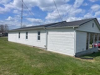2nd image of 831 Old Highway 11 W