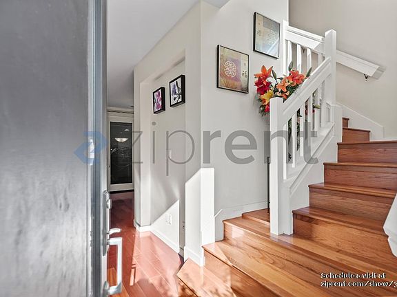 3rd image of 1111 Tahoe Ln