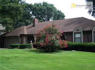 1405 SW 8th Ter, Lees Summit, MO 64081