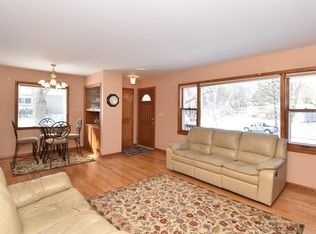 16615 Pepper Ln, Brookfield, WI 53005