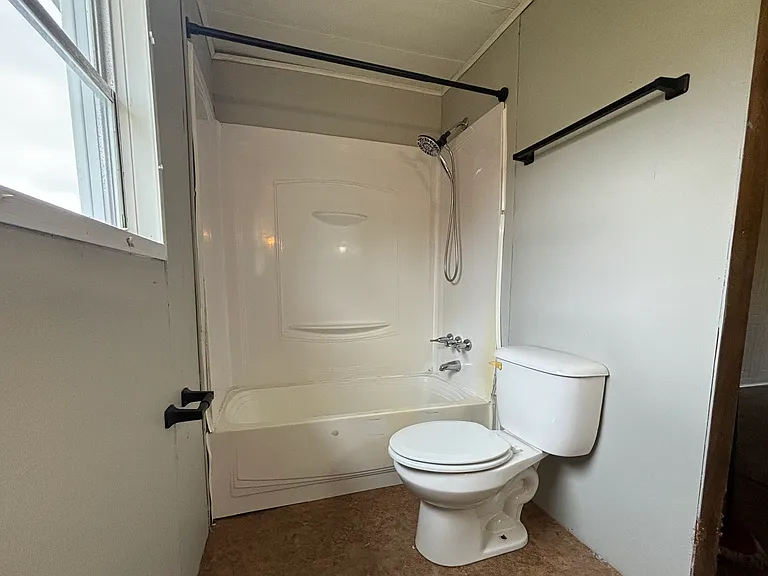 136 Jodi St — Photo 10