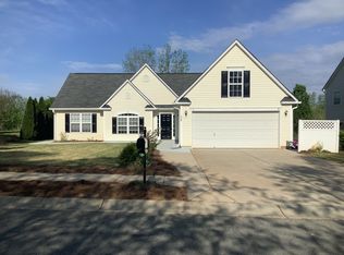 329 Ashton Bluff Cir, Mount Holly, NC 28120